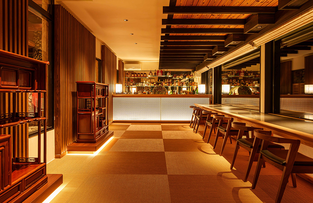 Restaurant& Bar